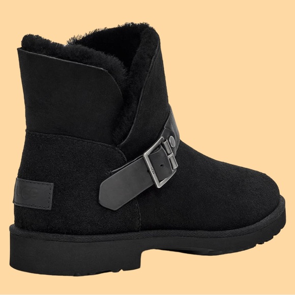 UGG-Romley Short Buckle-Black - Picture 3 of 4